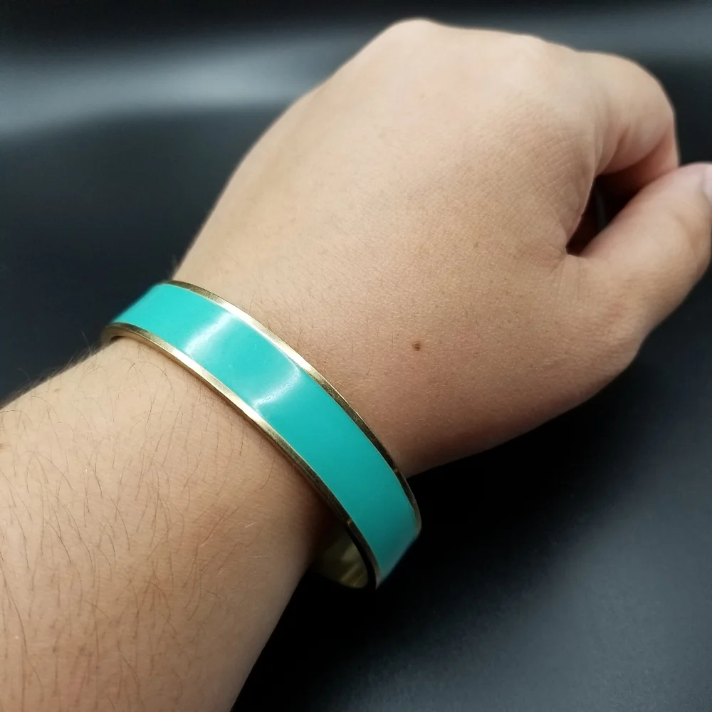 Banana Republic Bangle Bracelet - Picture 5 of 5